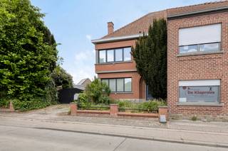 Zeer goed gelegen woning vlakbij het centrum van Ternat, winkels, scholen, openbaar vervoer en E40/Ring, Brussel.Deze woning biedt verrassend veel...