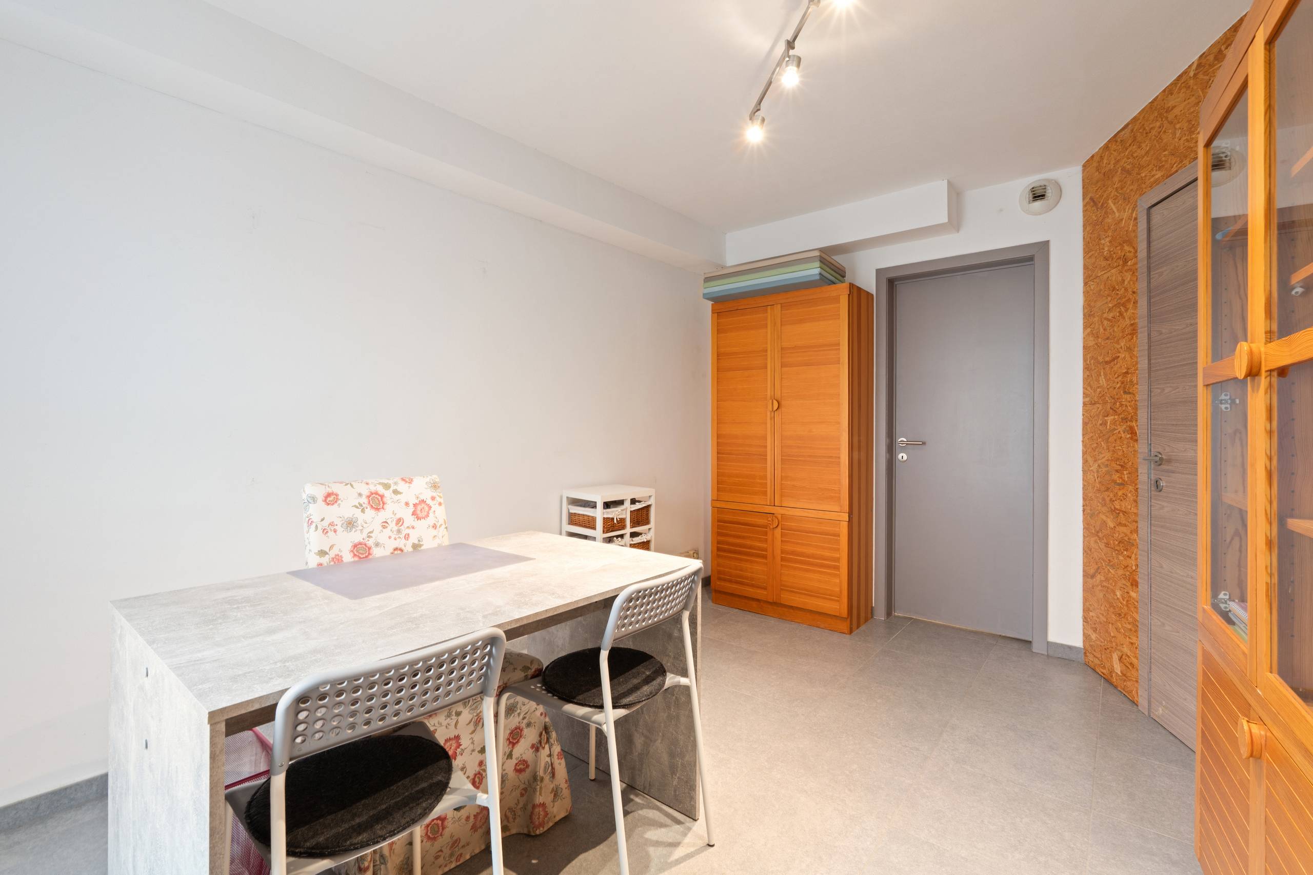 Instapklaar gelijkvloers handelspand te koop in Zaventem - foto 5