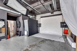 Commercial à vendre à Lennik