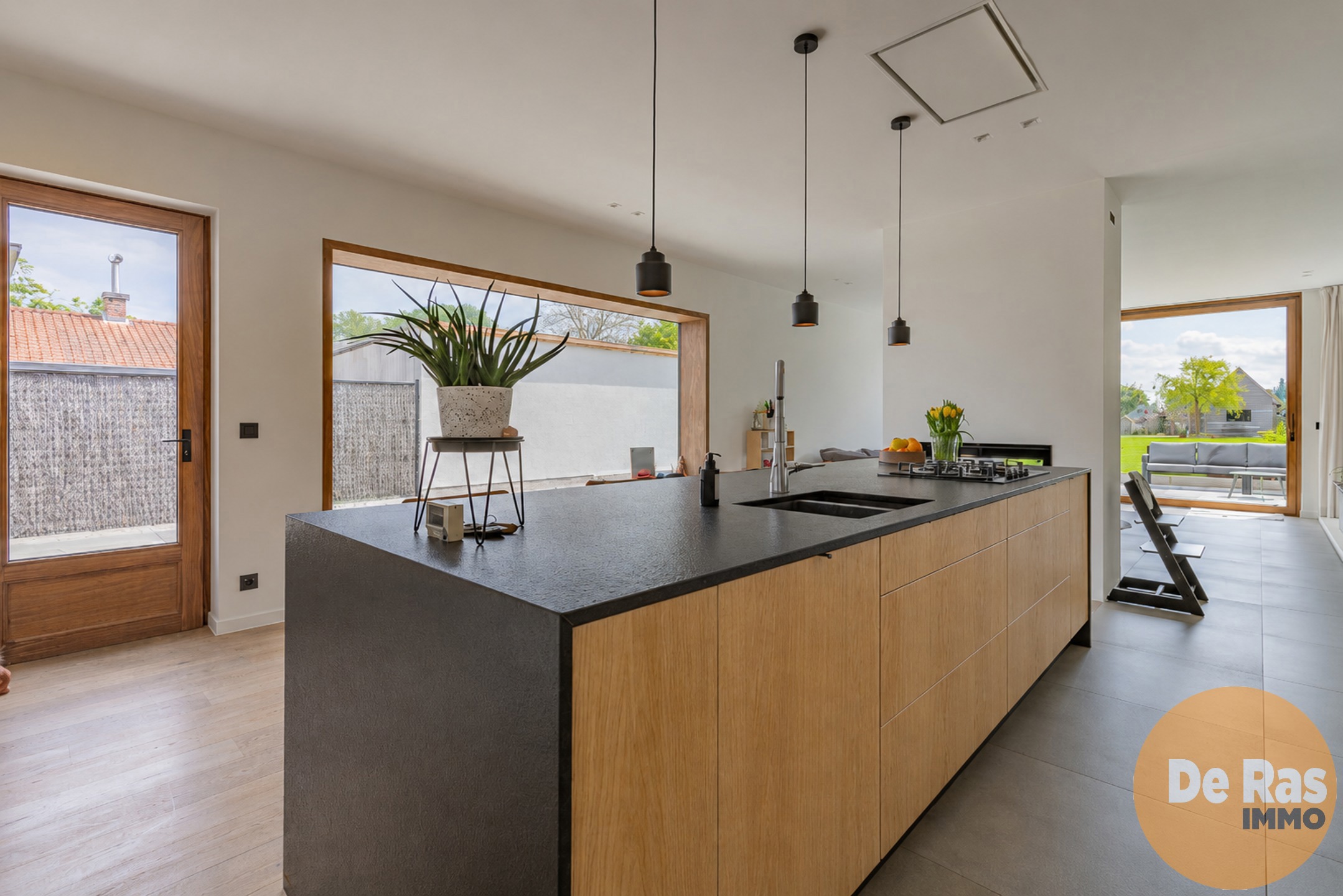 VELZEKE- Prachtige, lichtrijke woning met open zicht - foto 5