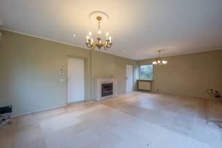 Deze op te frissen woning geniet van een uiterst gunstige en toch rustige ligging in Assebroek. Momenteel beschikt de woning over drie...