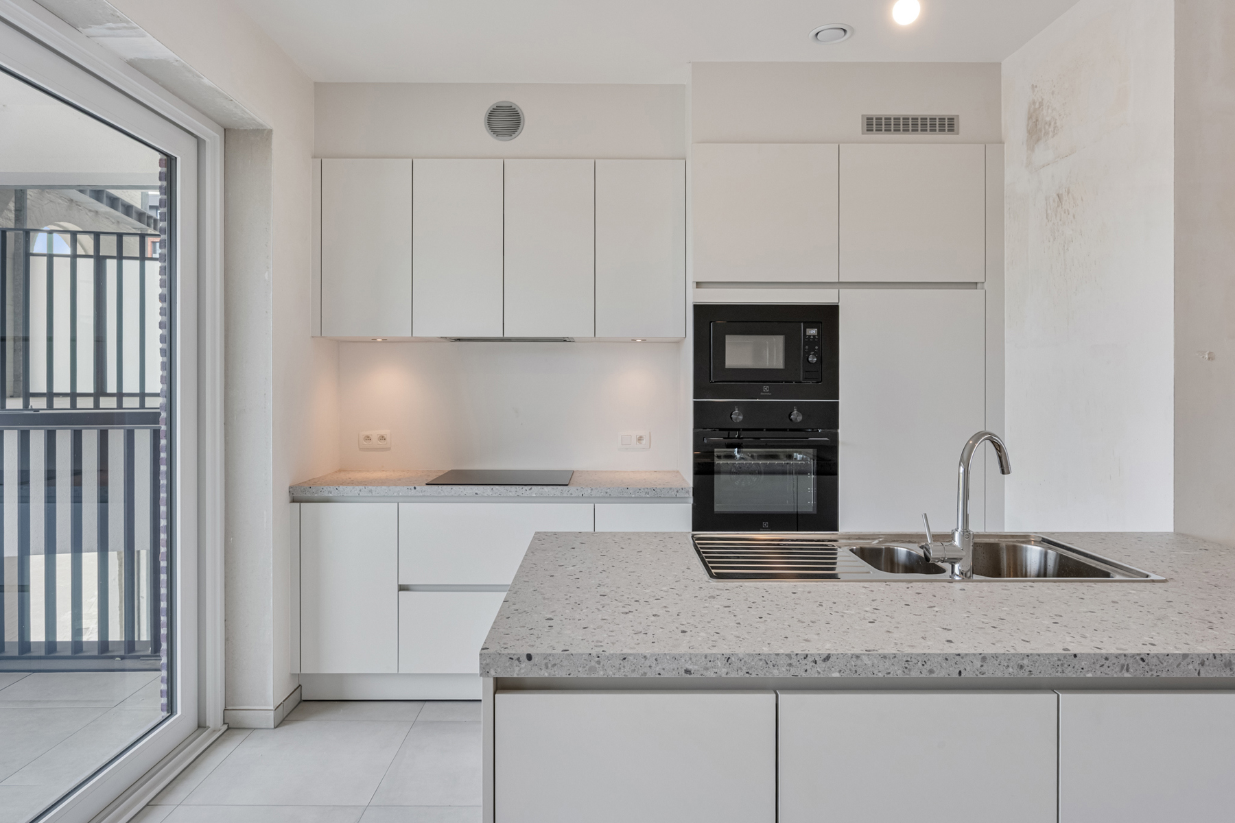 Nieuwbouwappartement met 2 slpks + 2 terrassen - foto 4