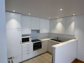 Apartment on the second floor of the Stéphanie residence with entrance hall; separate W.C.; storage room; beautiful living room with parquet...