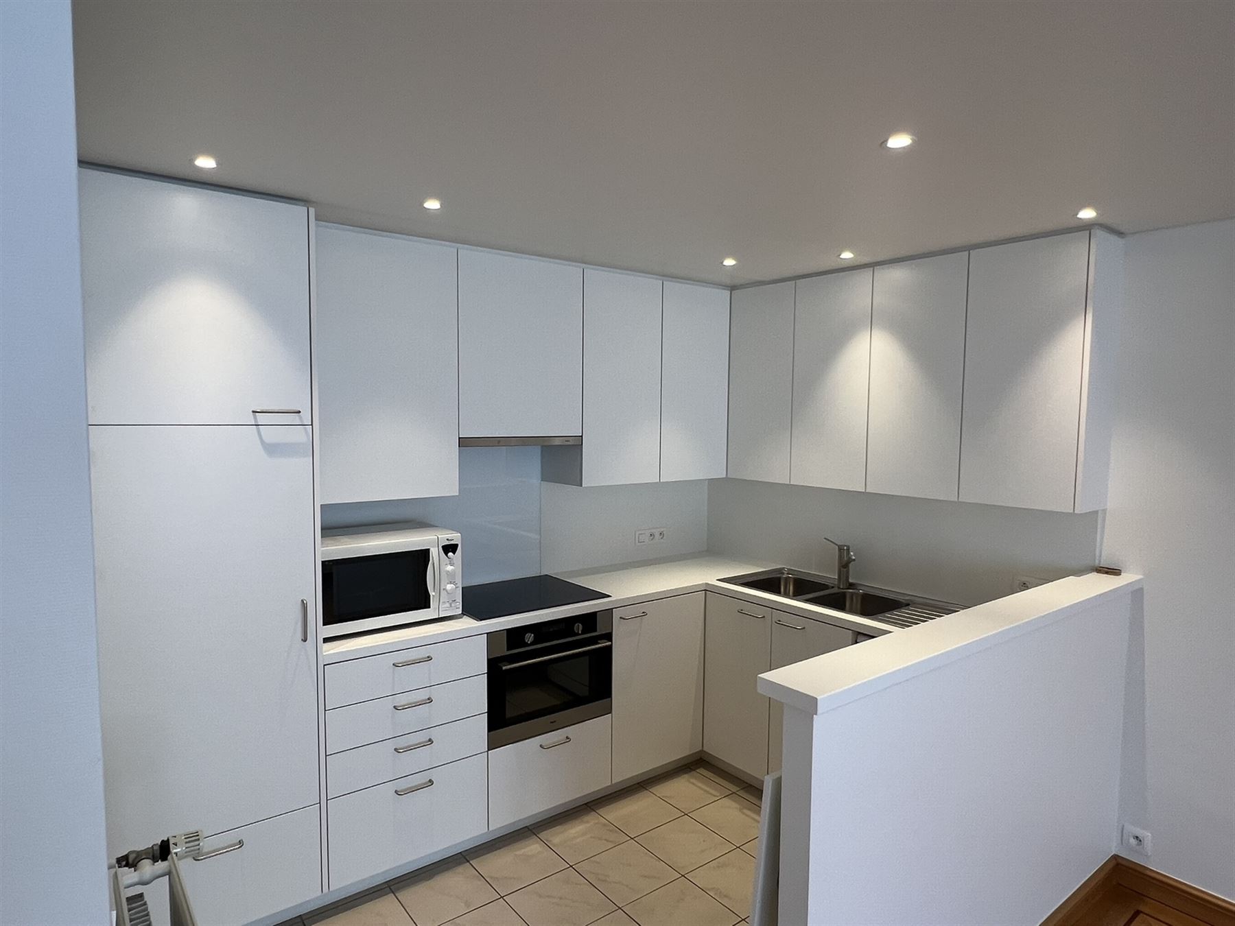 Apartment for rent in Ronse with 3 bedrooms - photo 3