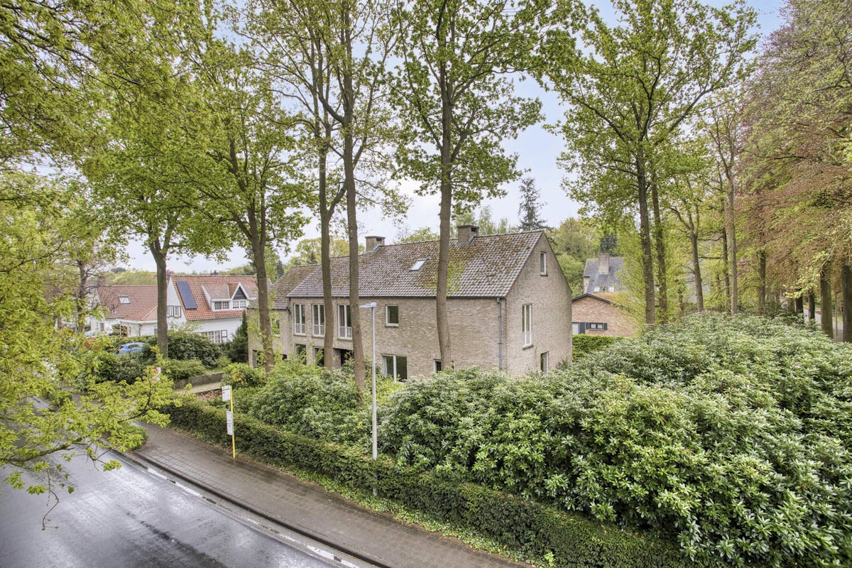 Vrijstaand huis met praktijkmogelijkheid te Sint-Kruis - foto 4