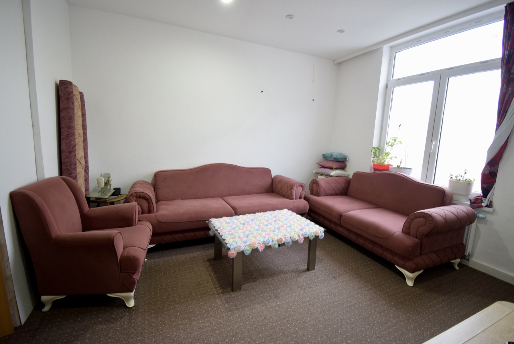 Vergunde opbrengsteigendom bestaand uit 2 ruime verzorgde appartementen met goede ligging - foto 5