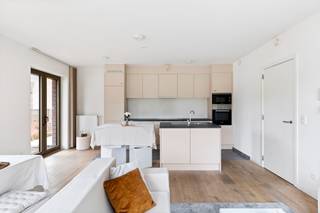 2 slaapkamerslichtrijke leefruimte met open keukenrecent gebouw, elektriciteit conform, asbestvrij en gunstig EPCkelderberging (inbegrepen) en...