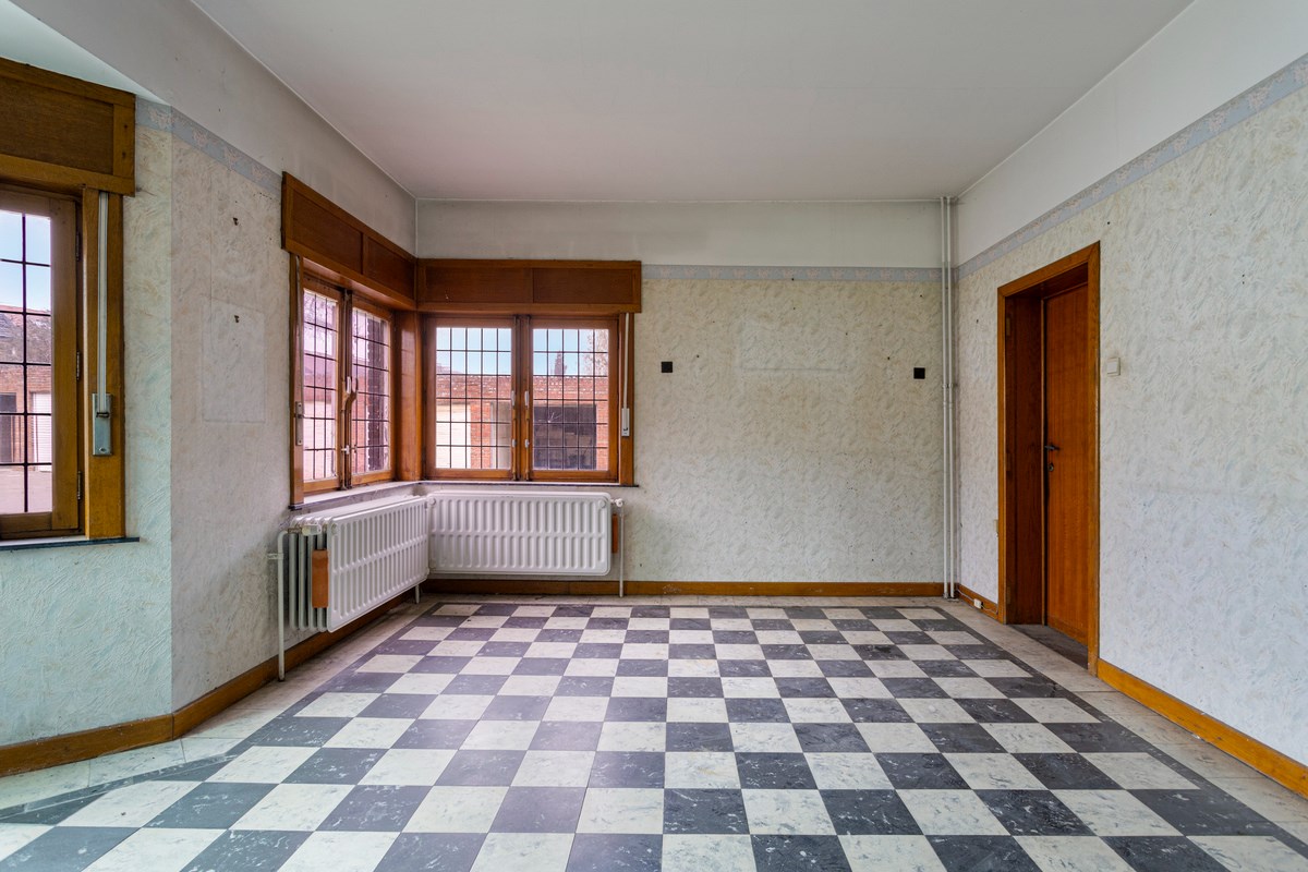 Grote woning in Tongeren centrum met ruimte voor burelen of praktijk - foto 4