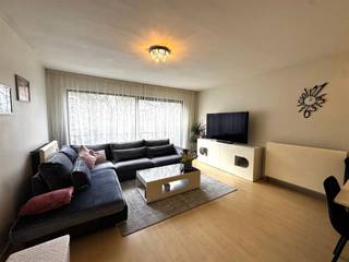 Instapklaar appartement te koop in het hart van Maasmechelen!Bent u op zoek naar een instapklaar appartement op een centrale, maar toch rustige...
