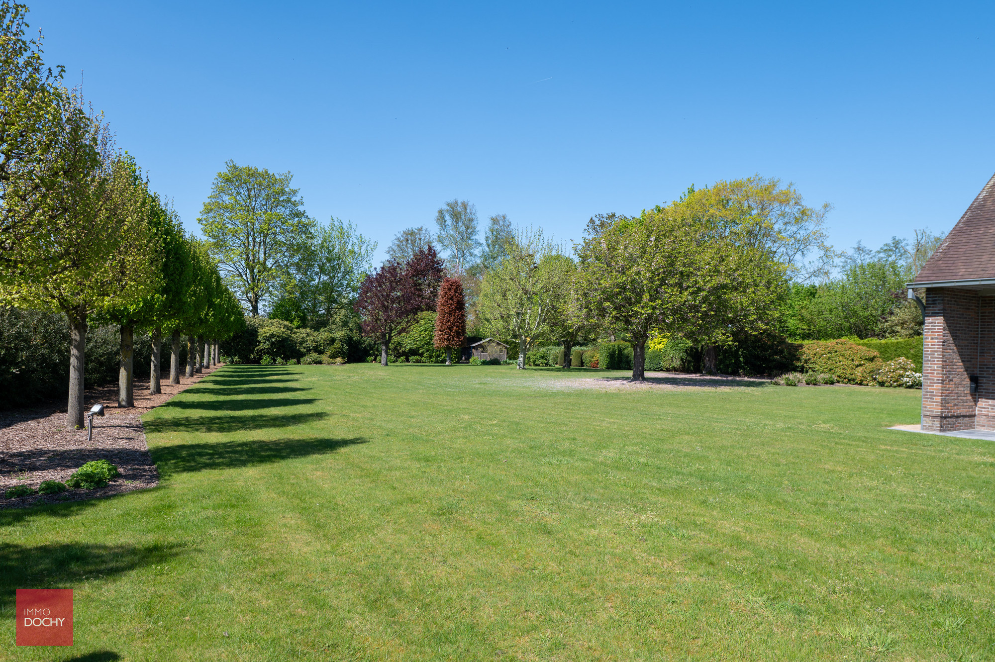Zeer goed onderhouden ruime villa op 5.328m² - foto 5