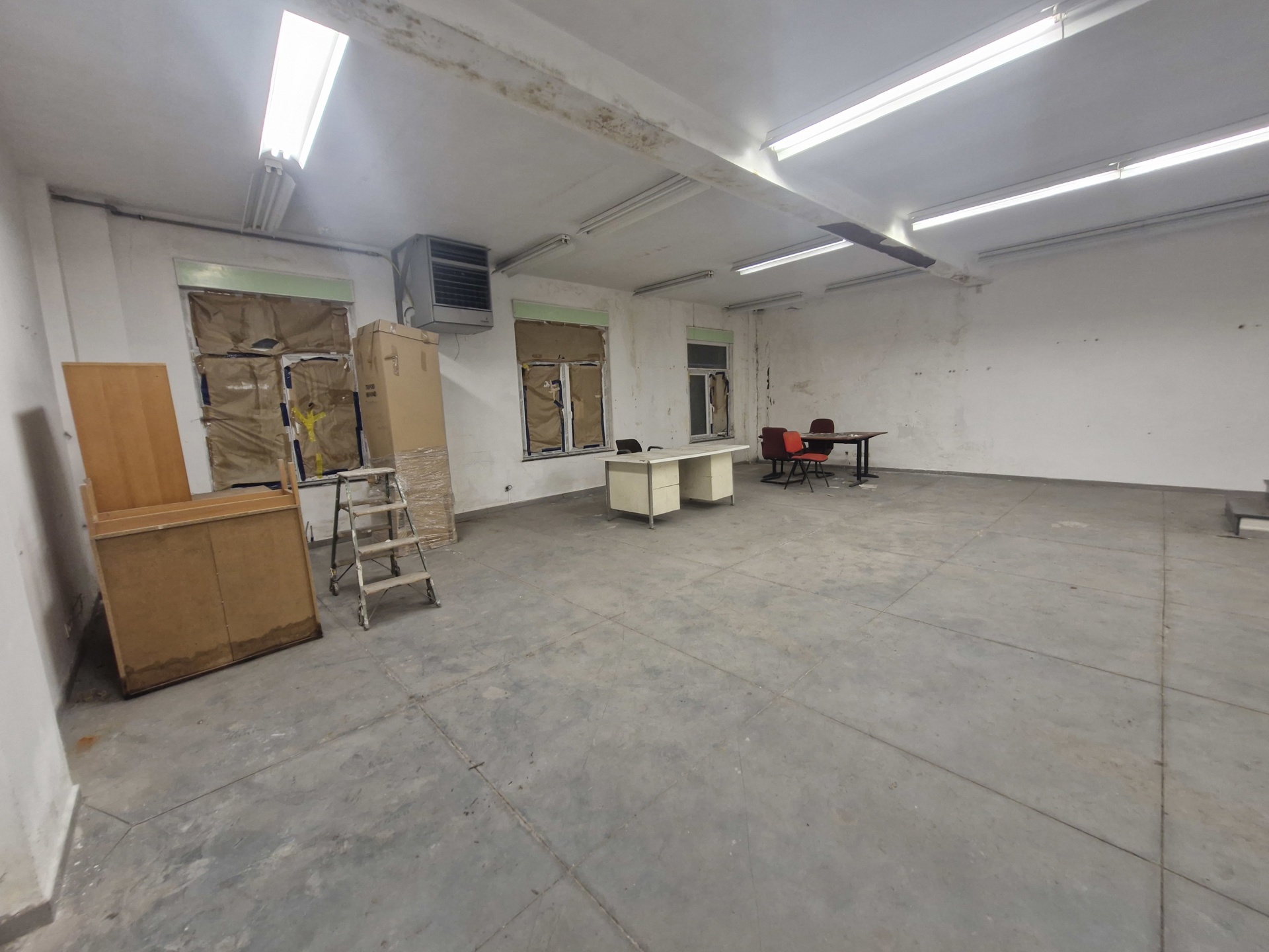 Commercial à vendre à Charleroi - photo 5