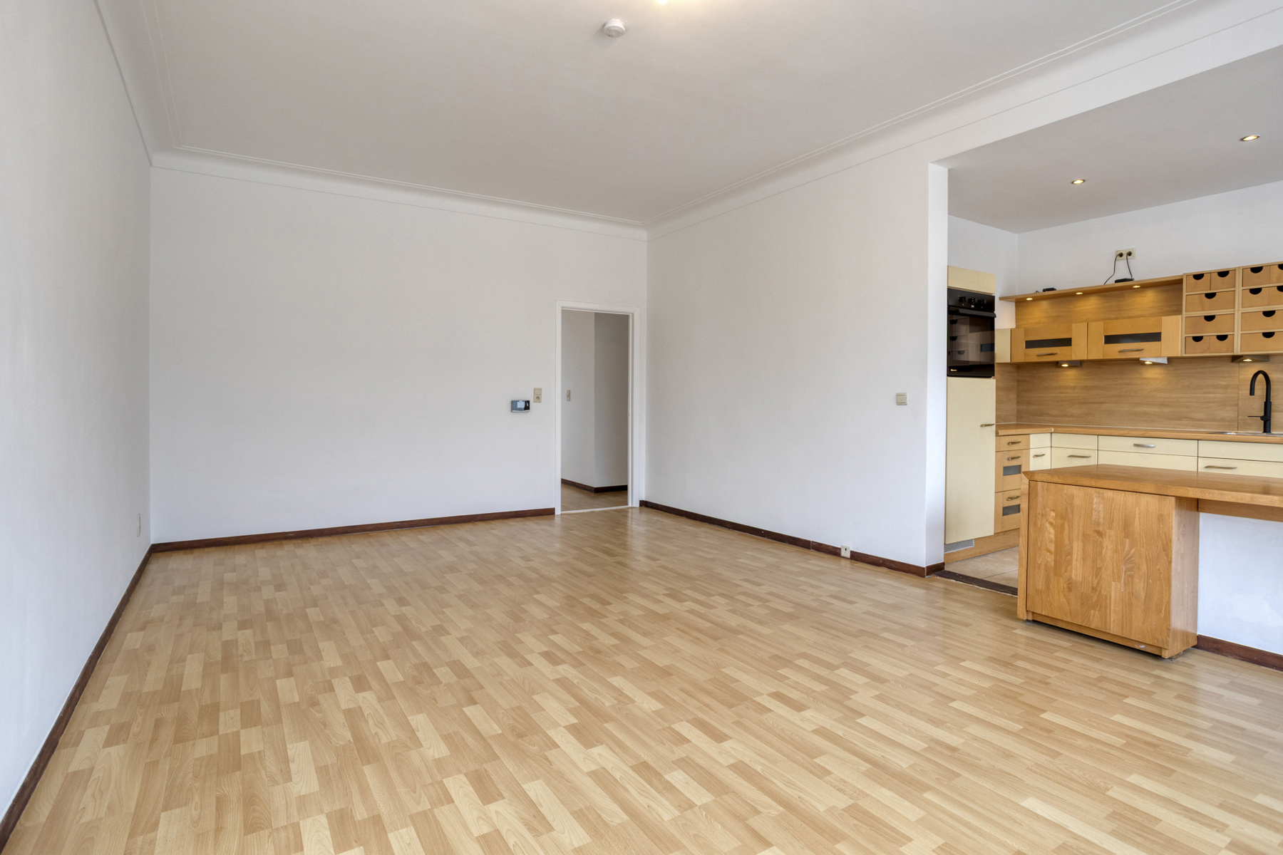 Ruim appartement met 2 slaapkamers en een terras in Lier. - foto 4