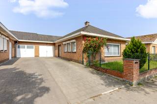 House for sale in Lievegem
