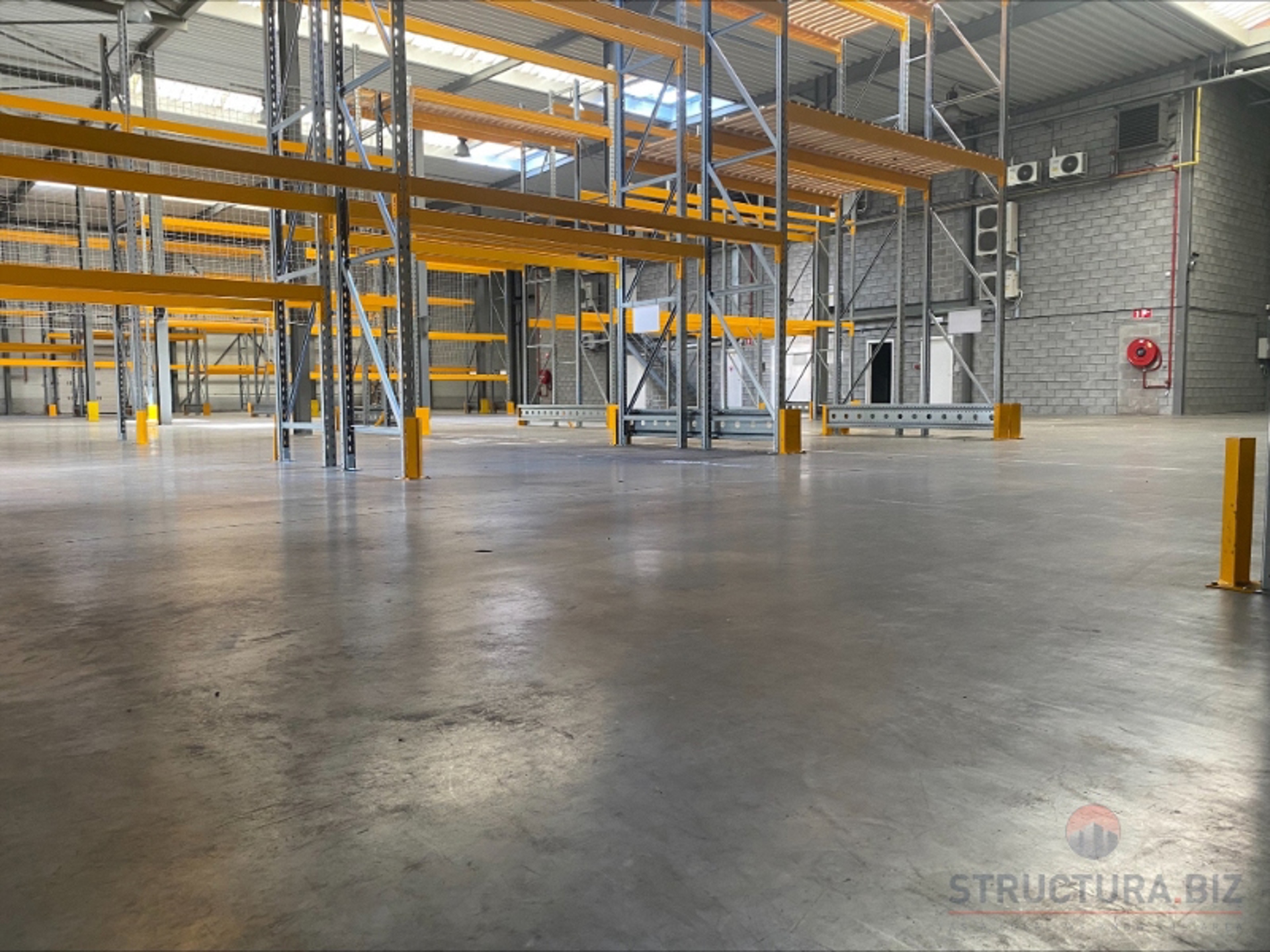 Semi-industrieel gebouw te huur - foto 5