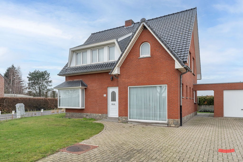 Huis te koop in Weelde met 4 slaapkamers - foto 1