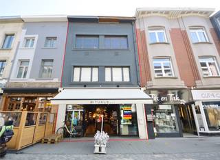 Commercial à louer à Hal