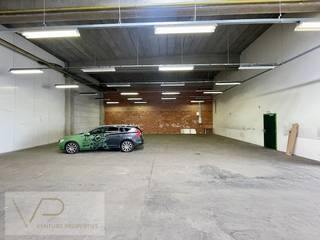 This business space is strategically located in a business park along various access roads to the east of Antwerp.The layout of the available spaces...