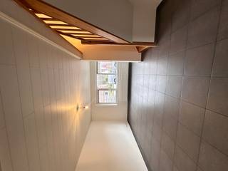<p>Leuke woning met 3 slaapkamers en tuin te huur in Mol:</p><p><br /></p><p>Op zoek naar een woning met voldoende ruimte? Deze woning in Mol beschikt over drie slaapkamers, een tuin en twee parkeerplaatsen.</p><p><br /></p><ul><li>Indeling: woonkamer met open keuken, berging/wasplaats, apart toilet, nachthal, badkamer, 3 slaapkamers, terras en tuin.</li><li>2 parkeerplaatsen</li><li>Zonnige en ruime tuin met tuinberging</li><li>Energiezuinig: EPC B</li><li>Gemeenschappelijke kosten inbegrepen in de huurprijs</li><li>Beschikbaar vanaf <span>01/10/2026</span></li></ul><p><br /></p>