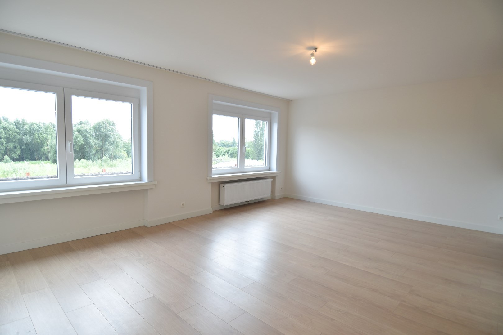 Vernieuwd appartement met 2 slaapkamers in Kortrijk - foto 5