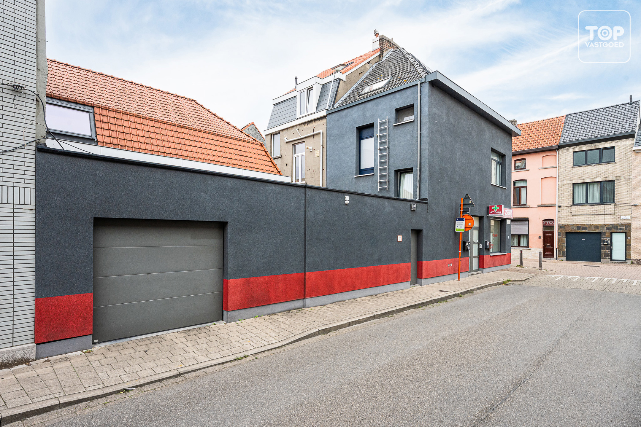 Opbrengsteigendom met polyvalente ruimte + 2slpk appartement - foto 2