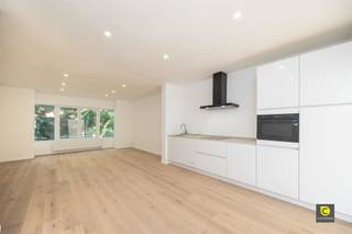  Stijlvol gerenoveerd 1 slaapkamer appartementWelkom in dit instapklare 1 slaapkamer appartement op de tweede verdieping, gelegen in de rustige en...