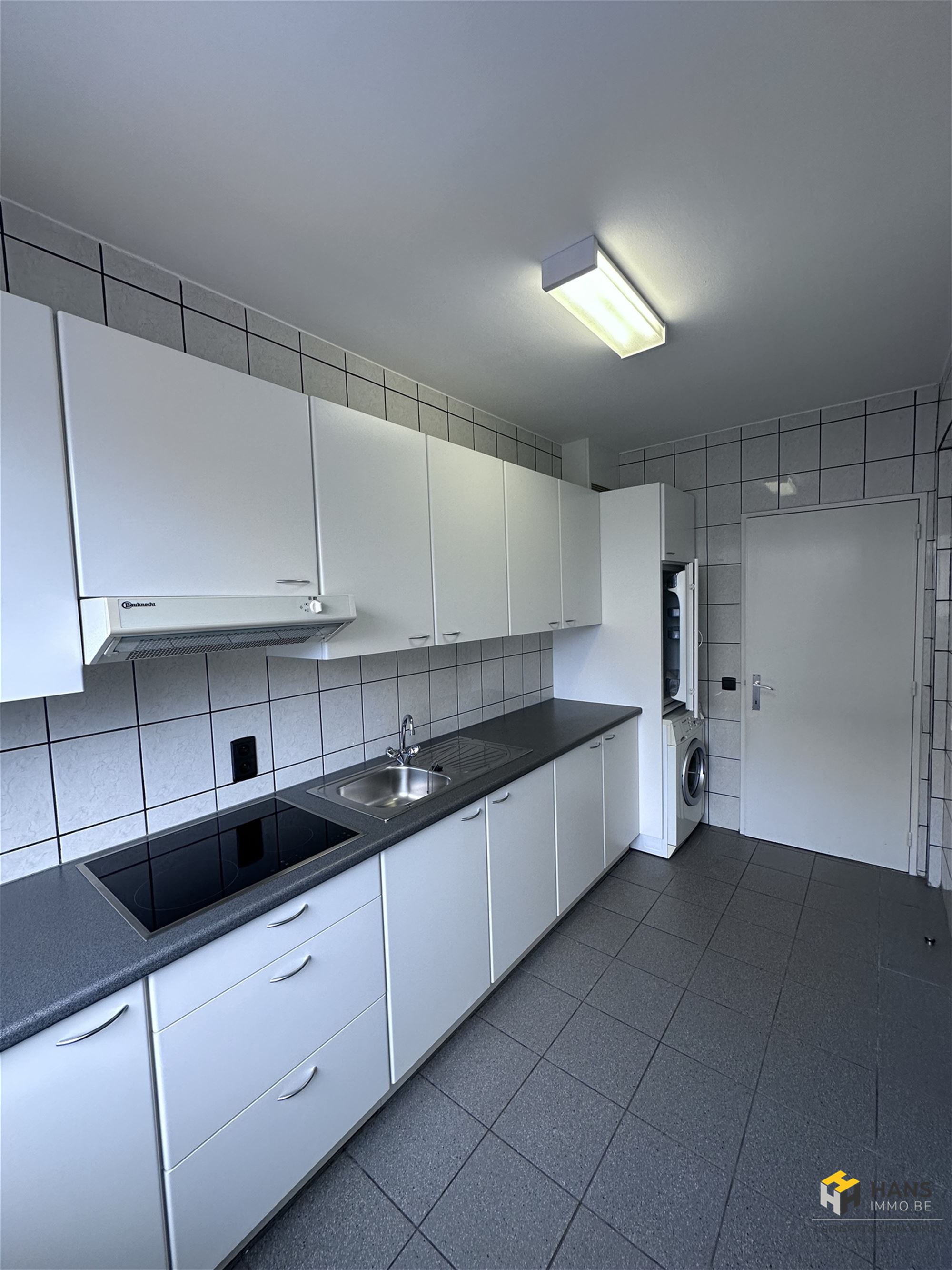 Verzorgd appartement (92 m²) met 2 slaapkamers en terras in Borgerhout. - foto 5