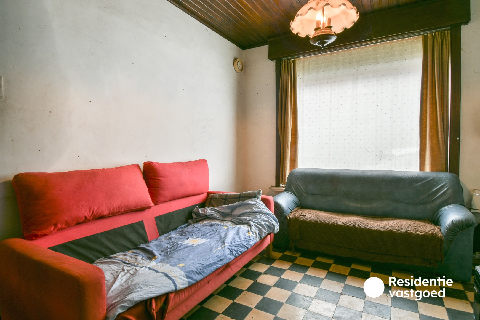 Renovatieproject met veel potentieel in het hart van Torhout! - foto 3