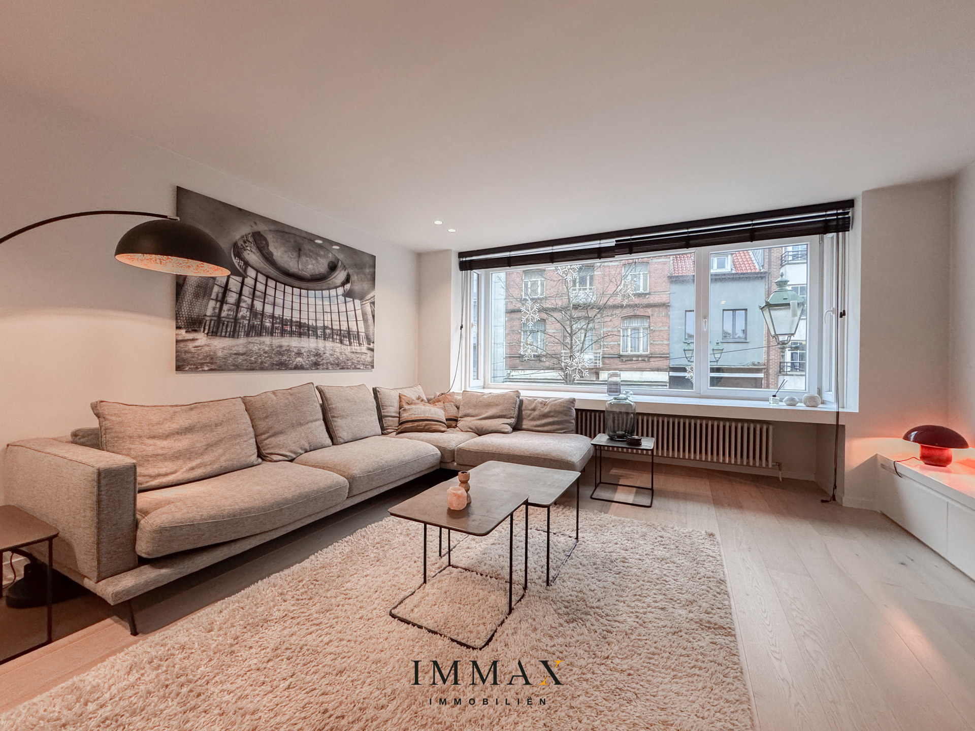 Mooi gerenoveerd 2SLK-appartement in de Lippenslaan - foto 1