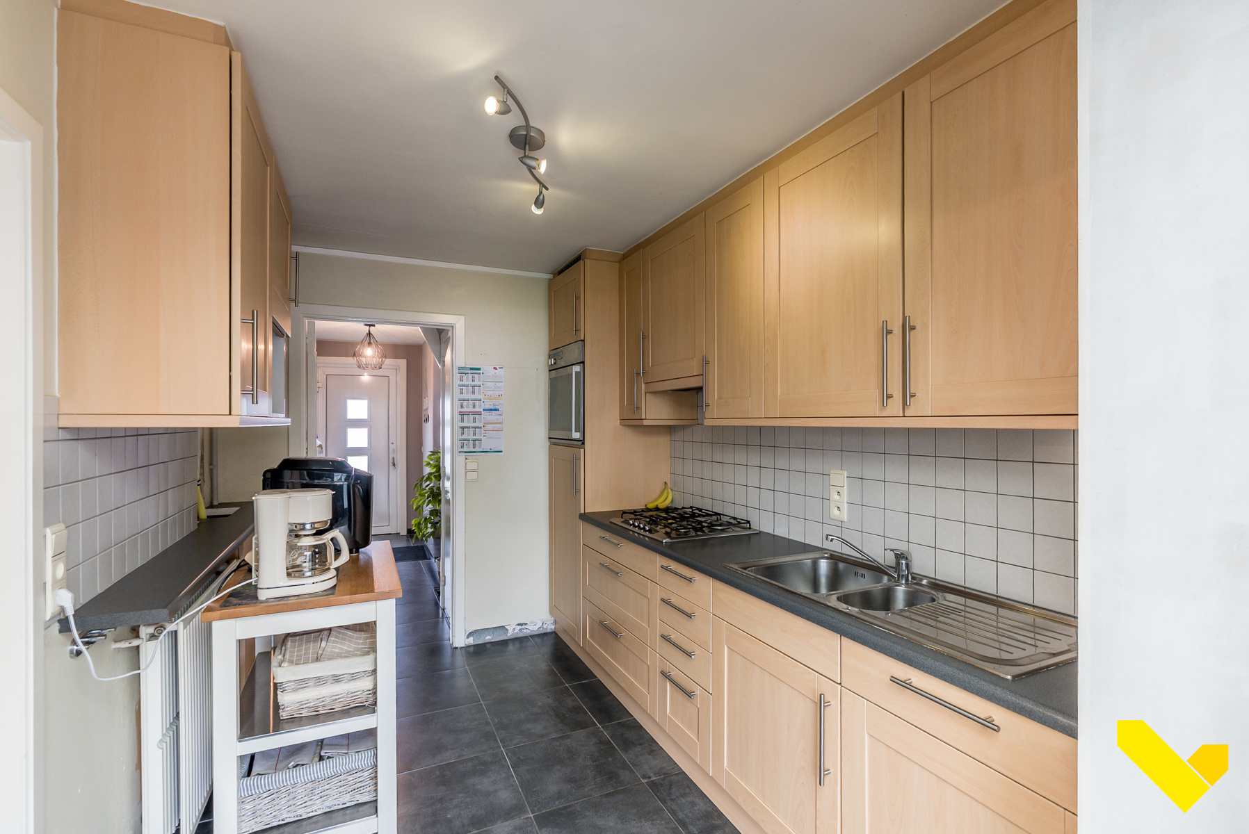 Instapklare, gerenoveerde gezinswoning met gezellige tuin - foto 4