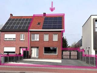 Onze woning is erg ruim met 5 slaapkamers én is bovendien volledig onderkelderd. De electriciteit is 100% in orde en energie-renovaties zijn...