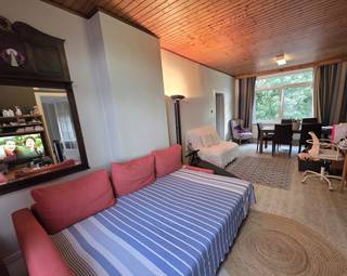 **Huisje met 2 slaapkamers met tuintje en buitenstaanplaats**Op de Naamsesteenweg, vlak aan Heverlee station, bieden wij een huisje met twee...