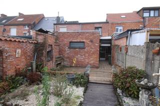 Deze stadswoning is zeer gunstig gelegen: op wandelafstand van het station en dichtbij school, verschillende parken, groot winkelpark met...