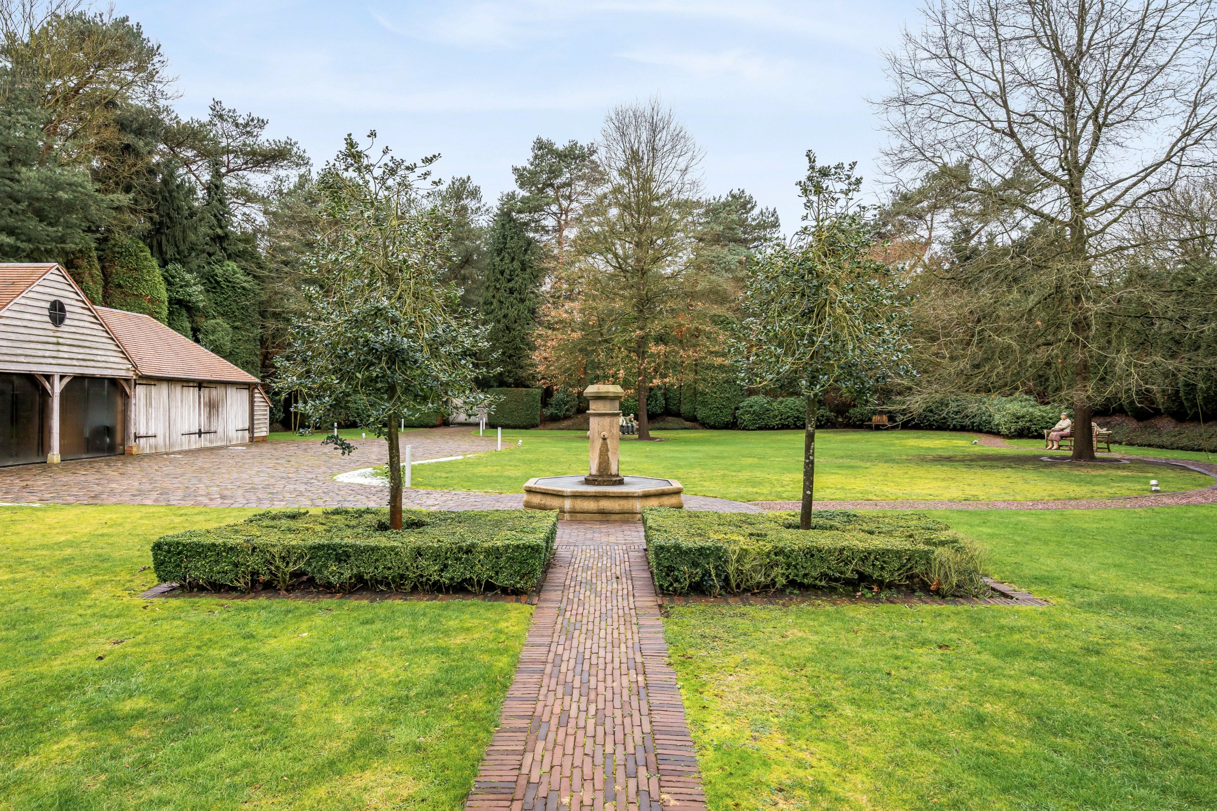 Villa exclusive sur environ 5 000 m² à Pelt - photo 5