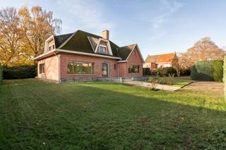 Zeer gunstig gelegen woning achterin de Doelhaagstraat, een zijstraat van de Tuinwijk, grenzend aan het fietspad.  Dit huis bevindt zich...