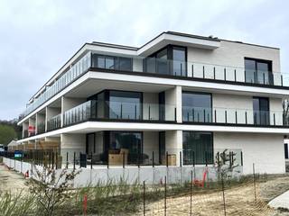 Prijs 895 € + 70 € syndic - onmiddelijk beschikbaarDit luxueus afgewerkt nieuwbouwappartement is gelegen in de Nijverheidsstraat te Ingelmunster, in...