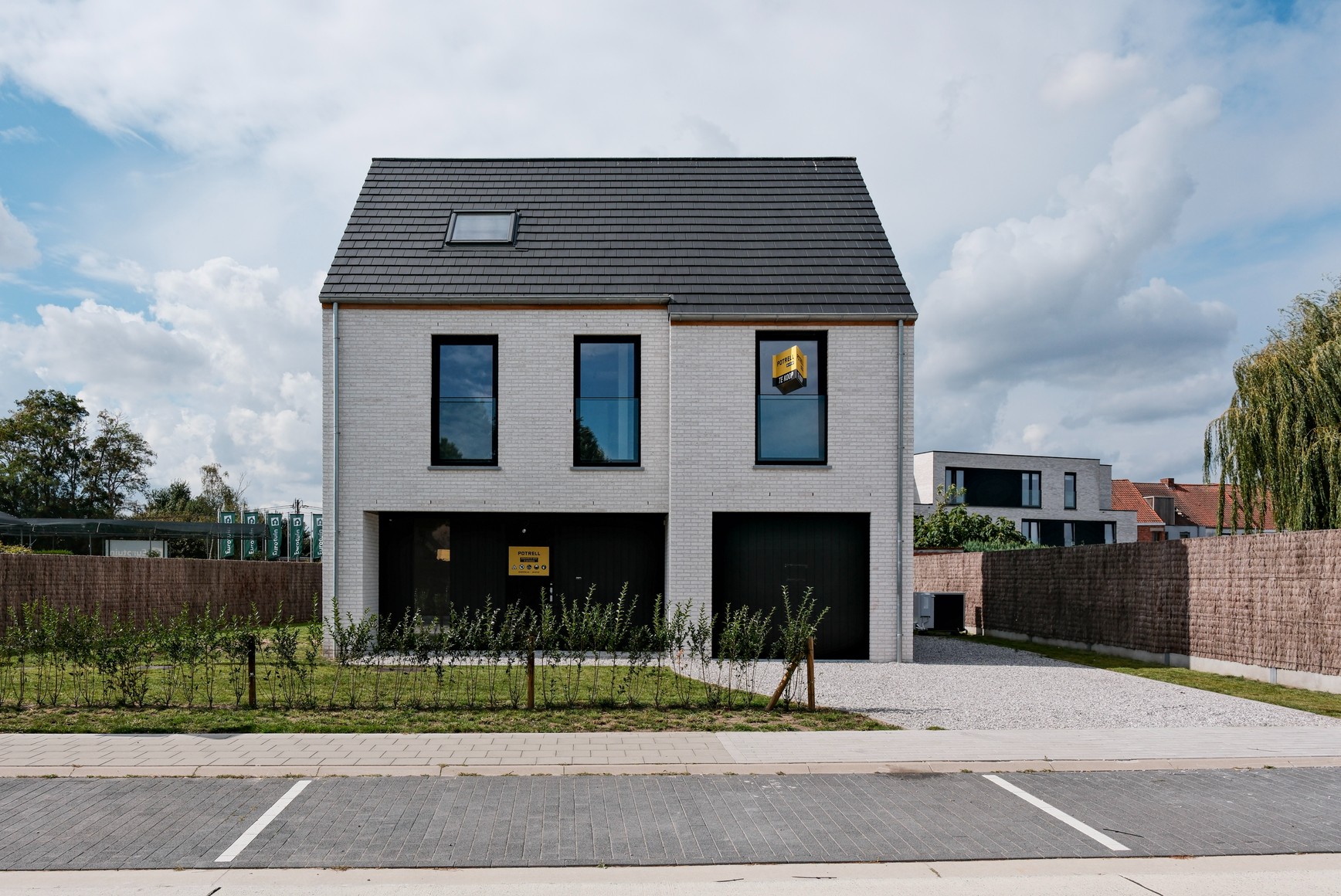 Elegante nieuwbouwvilla op toplocatie in Petegem-aan-de-Leie - photo 1