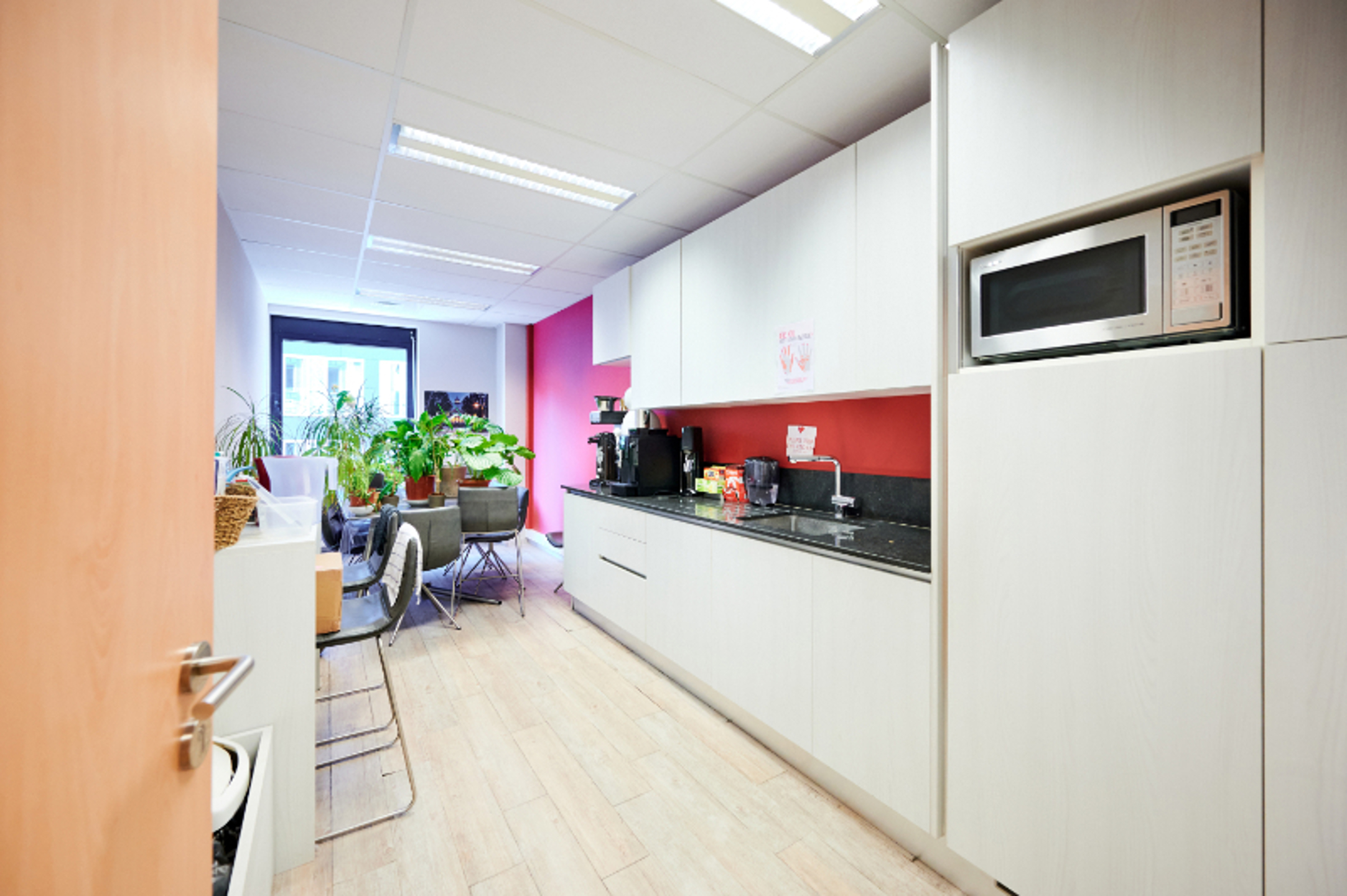 Kantoor te huur van 161 m²! - foto 4