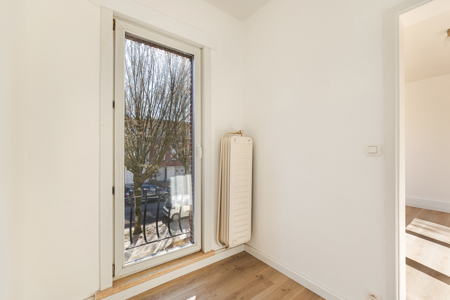 INSTAPKLAAR APPARTEMENT GRENS WILRIJK - BERCHEM - foto 3