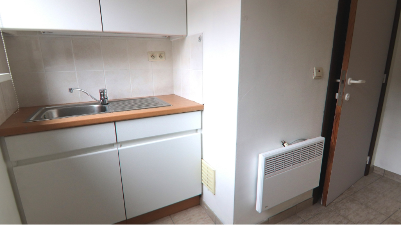 Handels- of kantoorruimte te huur in de Baron Ruzettelaan in Assebroek - photo 4