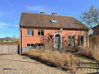 House for sale in Denderleeuw
