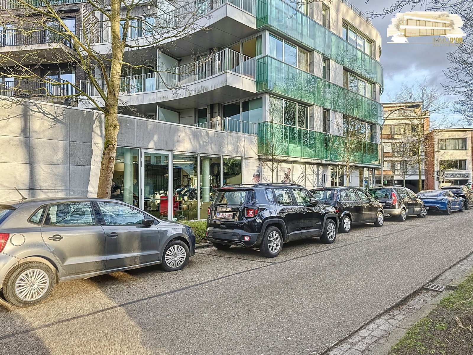 Zeer centraal gelegen ruime handelspand in hartje Brasschaat - foto 2