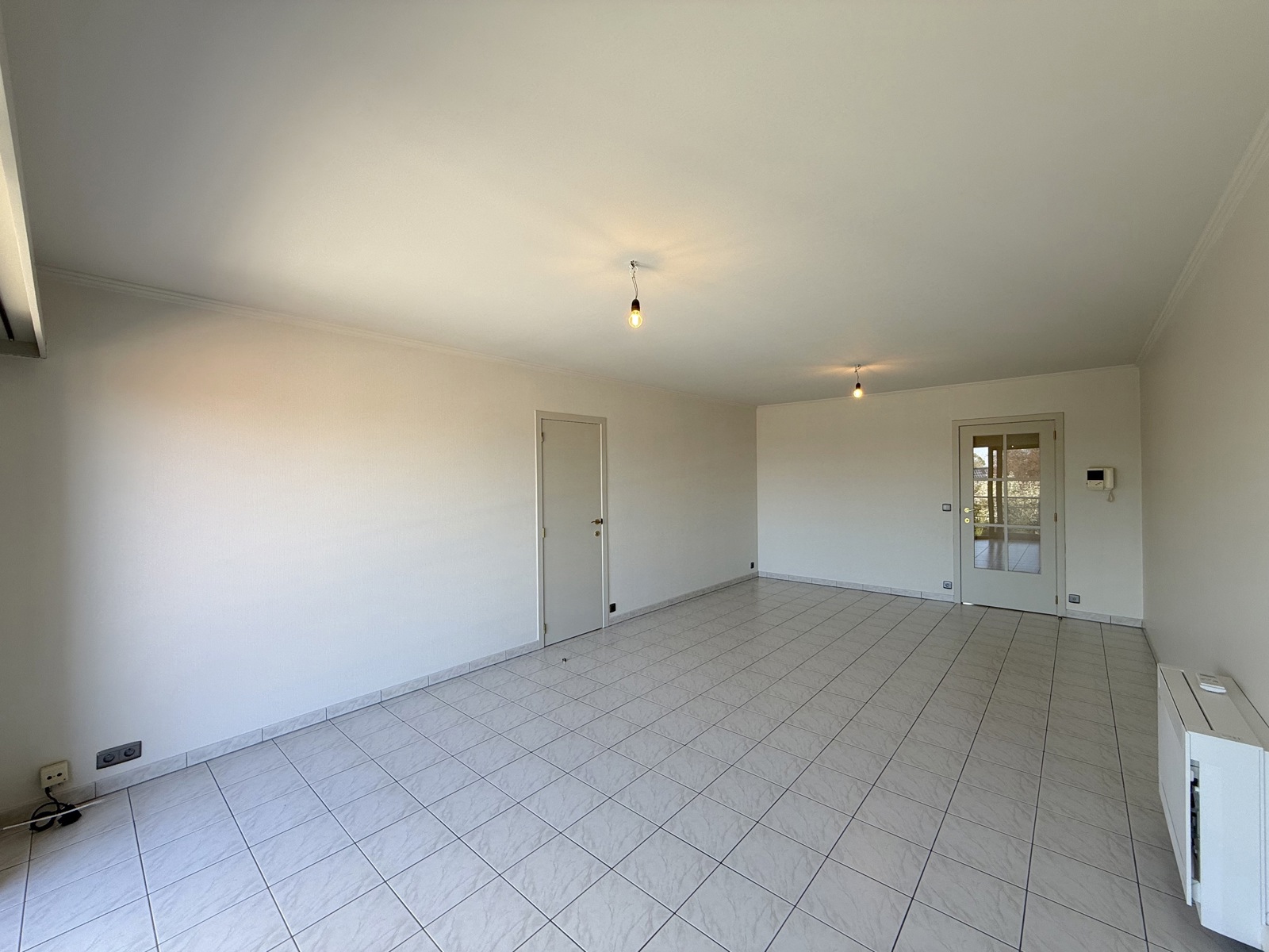 Instapklaar appartement met 2 slaapkamers en terrasje - foto 5