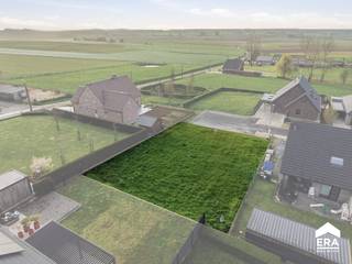 Te koop: mooi stuk bouwgrond van 565m² in de Lucien Stormestraat, Heuvelland, West-Vlaanderen. Deze open bouwgrond biedt een unieke kans om jouw...