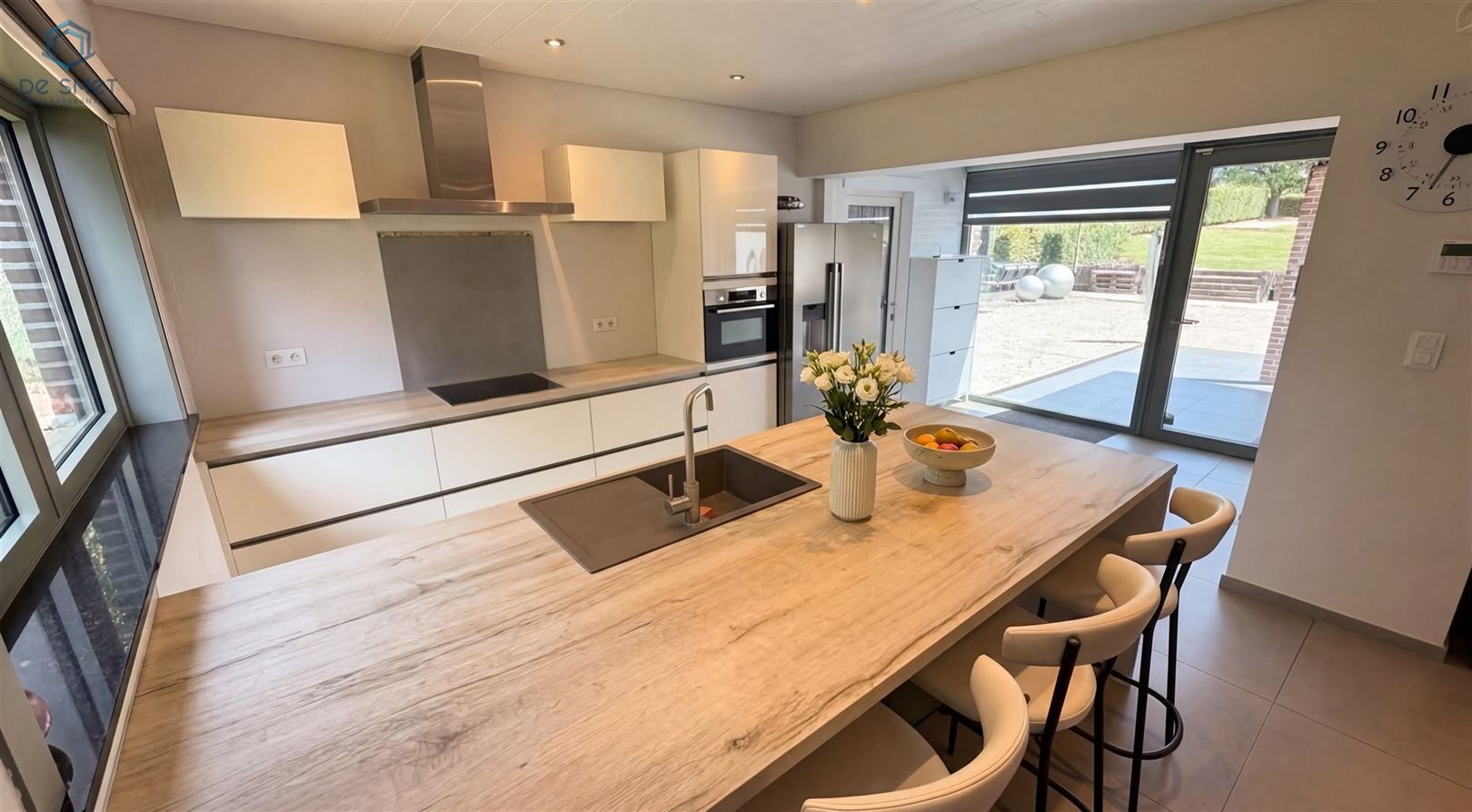 Exclusive domain for sale Ready-to-move-in private residence with recognized 4-star holiday home in a prime location in Geraardsbergen - photo 5