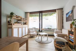 Gunstig gelegen opbrengsteigendom nabij het centrum van DuffelSpecifieke kenmerken:- 2 appartementen, 1 studio en één kantoor/praktijkruimte op het...