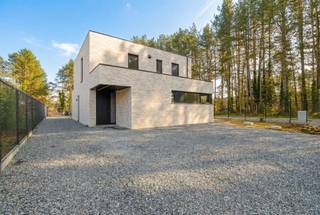 House for sale in Maasmechelen