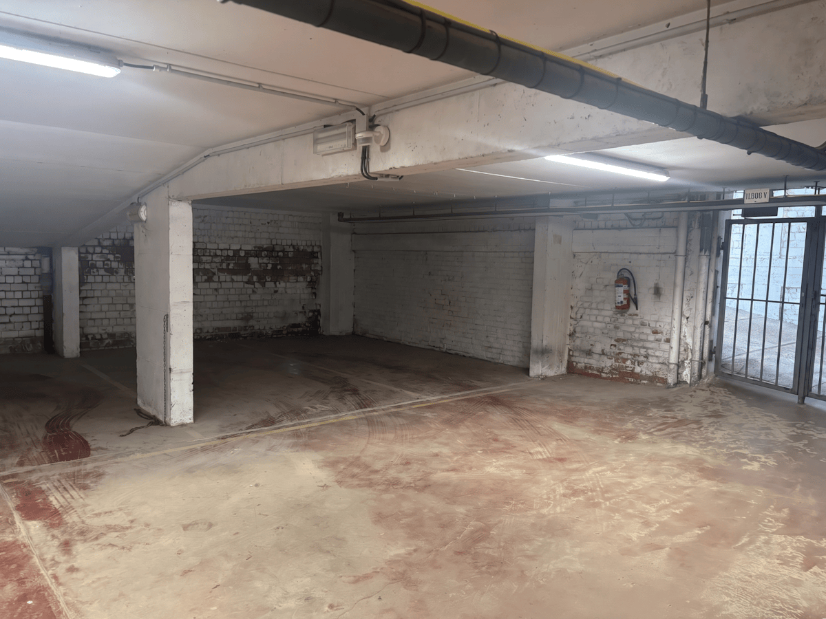 Centraal gelegen autostandplaats te koop langs de Zeedijk! - foto 4