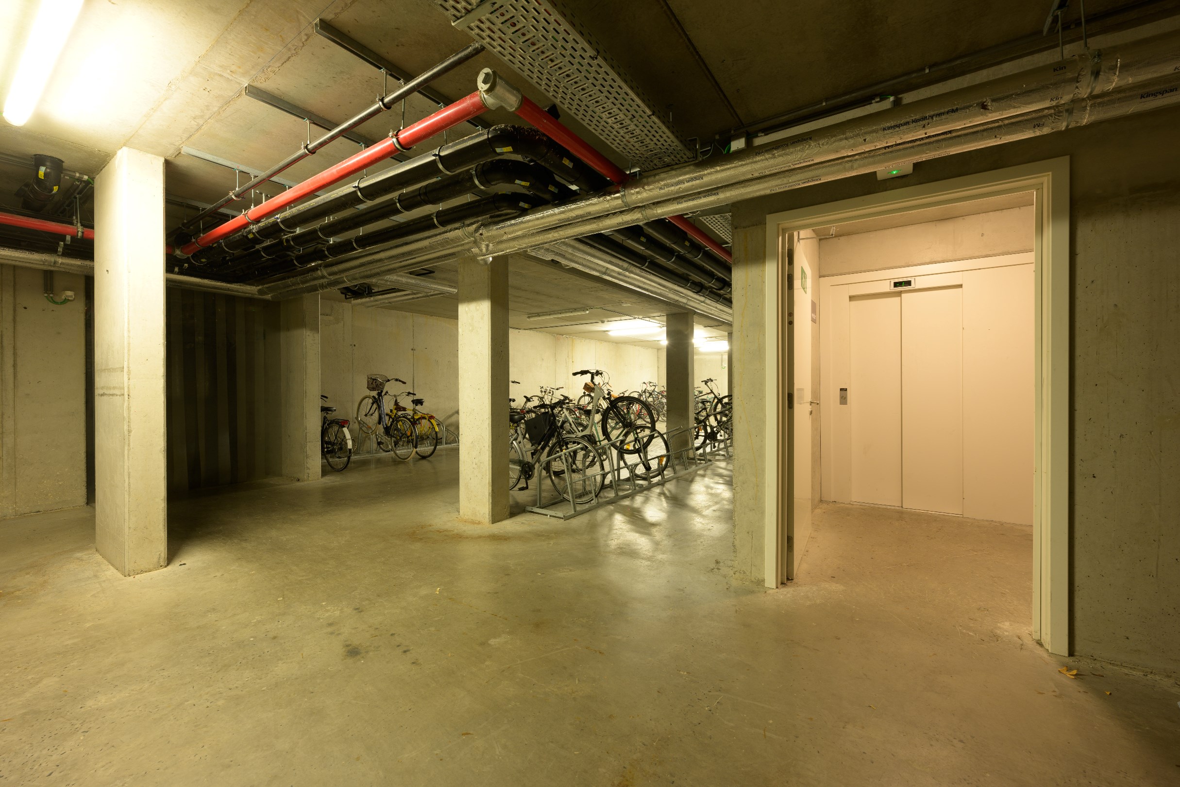 Studentenkamer nabij centrum van Brugge! - foto 4