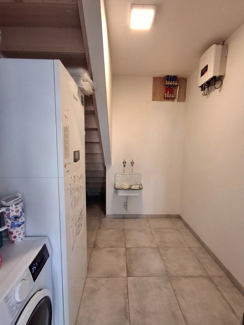 NIEUWBOUWWONING IN HARTJE POESELE MET 3 SLPKS, TUIN & CARPORT - foto 5