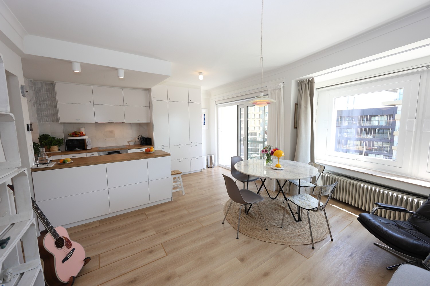 Vernieuwd 1-slaapkamer appartement op toplocatie nabij de Zeedijk ! - foto 5